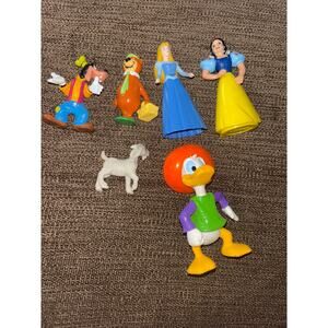 Vintage Figurines Toys McDonalds Happy Meal Snow White Cinderella Goofy Donald